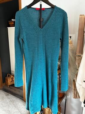 Krimson Klover Teal 100% Merino Wool V-Neck Ribbed Flare Sweater Dress M